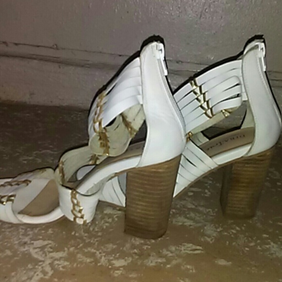 White wedges - Picture 3 of 4
